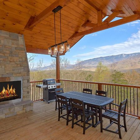 Misty Mountain Adventure Lodge Gatlinburg Esterno foto